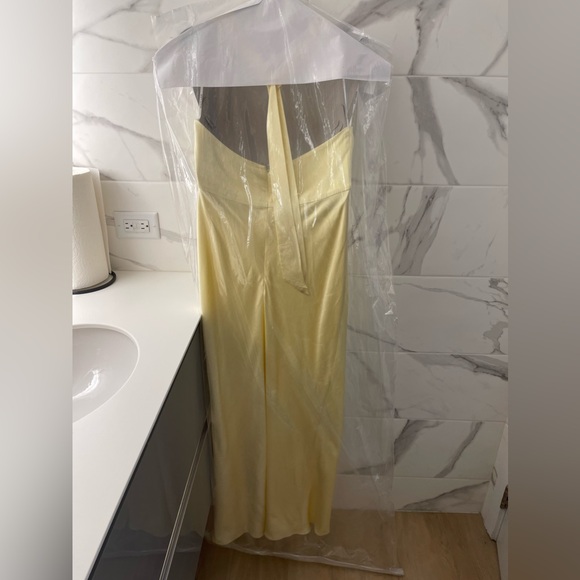 Shona Joy La Lune Plunged Halter Midi Dress - Picture 12 of 13